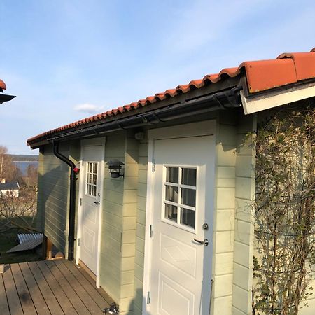 Two Small Guest Houses By Lake Rent Out As One Ю Экстерьер фото