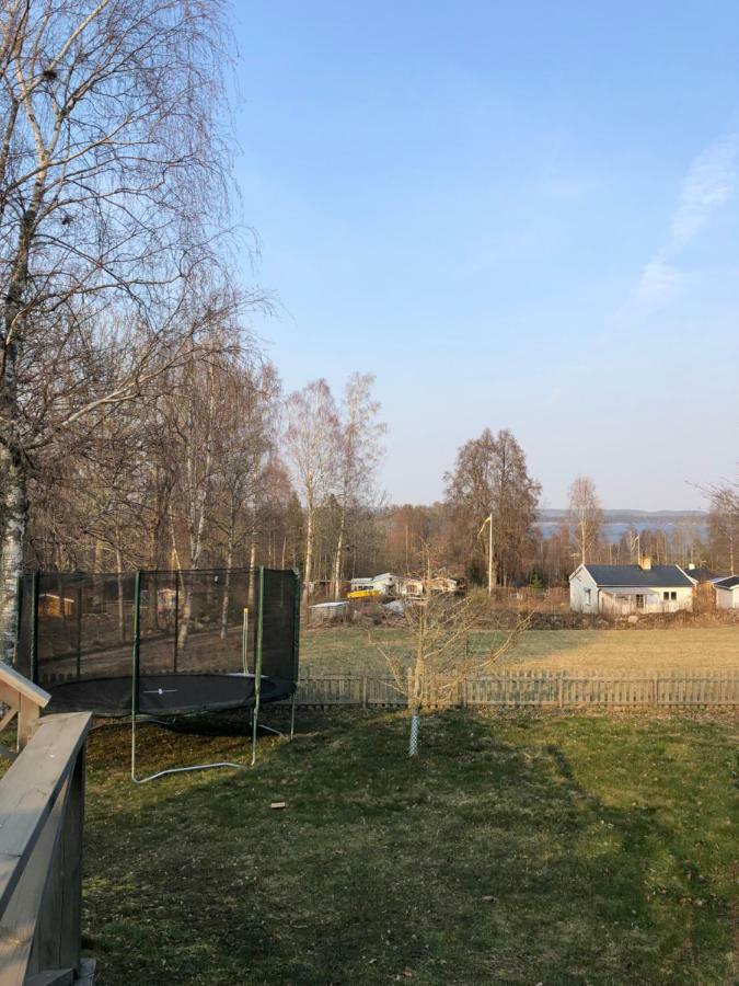 Two Small Guest Houses By Lake Rent Out As One Ю Экстерьер фото